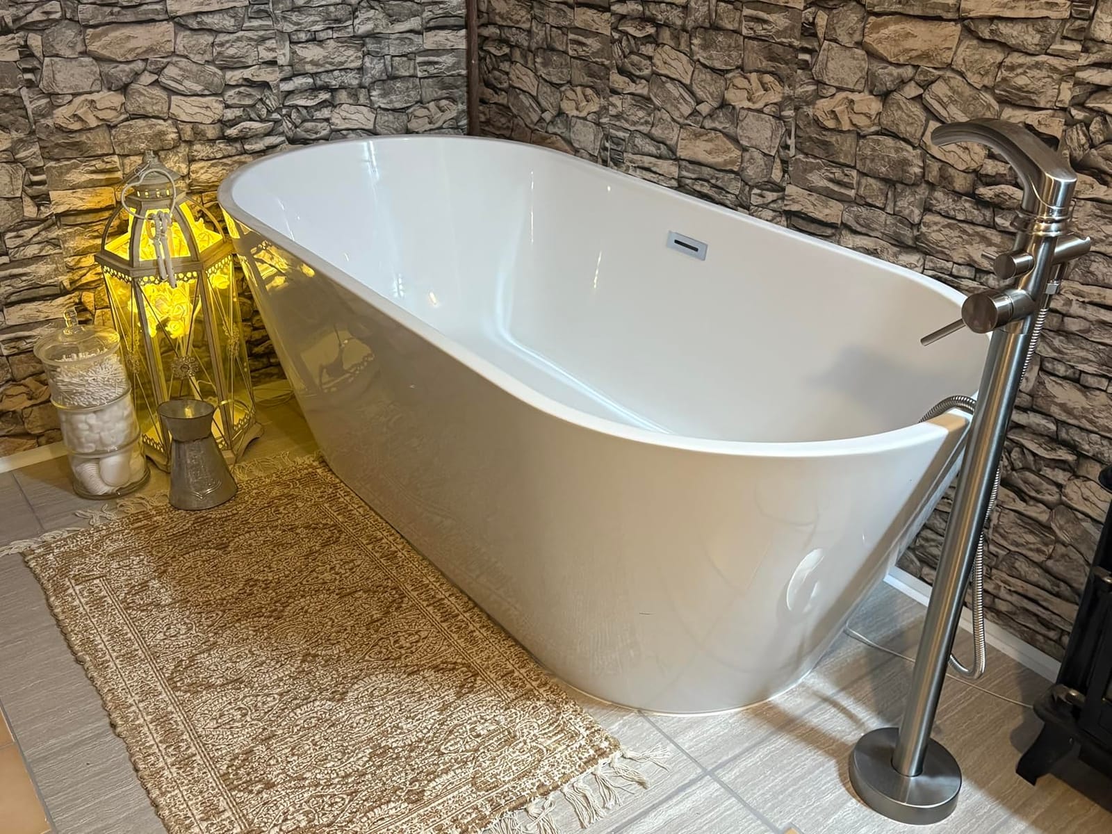 Freestanding Bathtub 67 inch Extra Large Freestanding Bathtub - Modern Oval Freestanding Tub with Chrome Drain & Overflow for Home Spa or Bathroom Relaxation customer photo 1