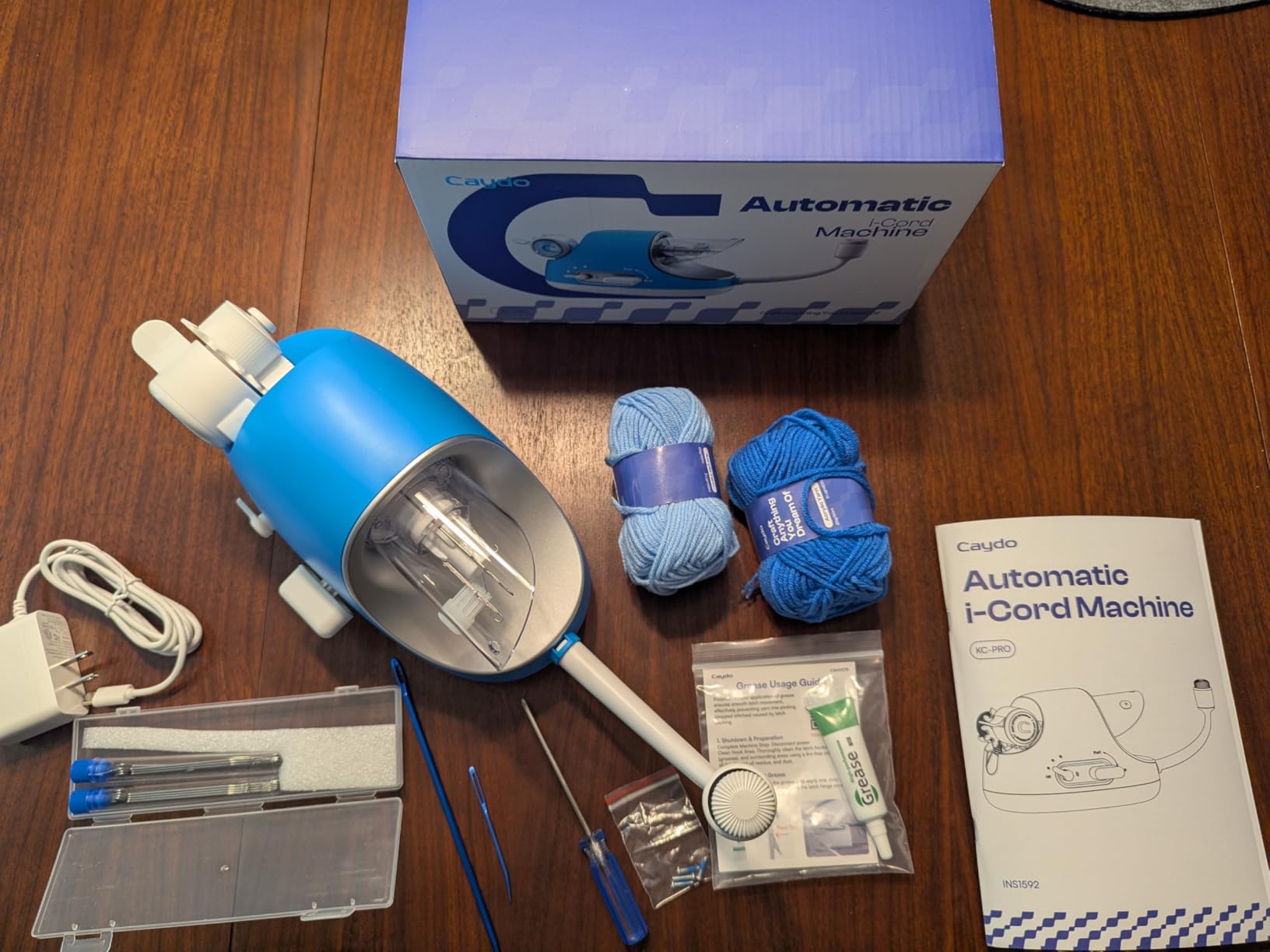 Caydo Automatic i Cord Knitting Machine Pro Starter Kit for Beginners, Blue customer photo 1
