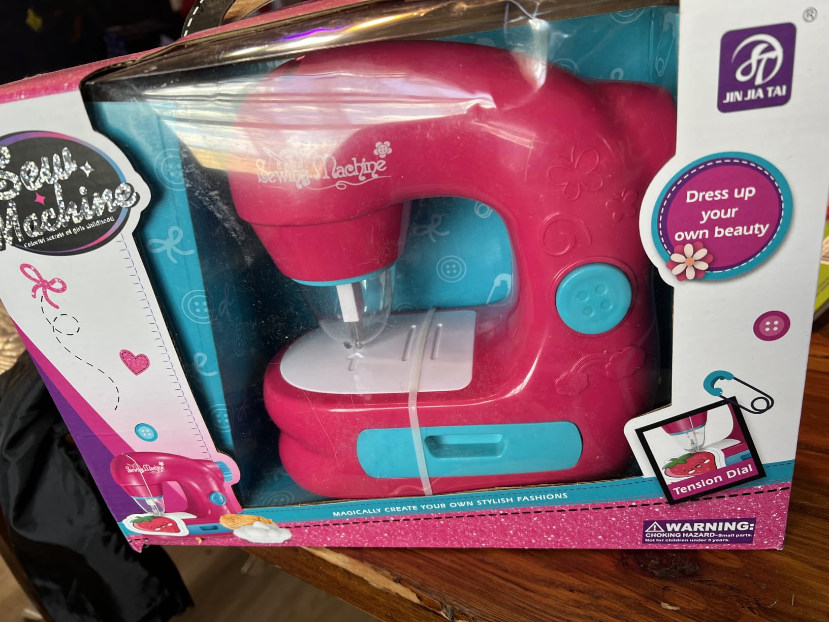 deAO Kids Mini Sewing Machine Pretend Play Arts Craft Toy Kit with Lights | 22PCS Complete Sewing Kit, Light & Finger Guard, DIY Craft Gift for Girls Ages 4-12 customer photo 1