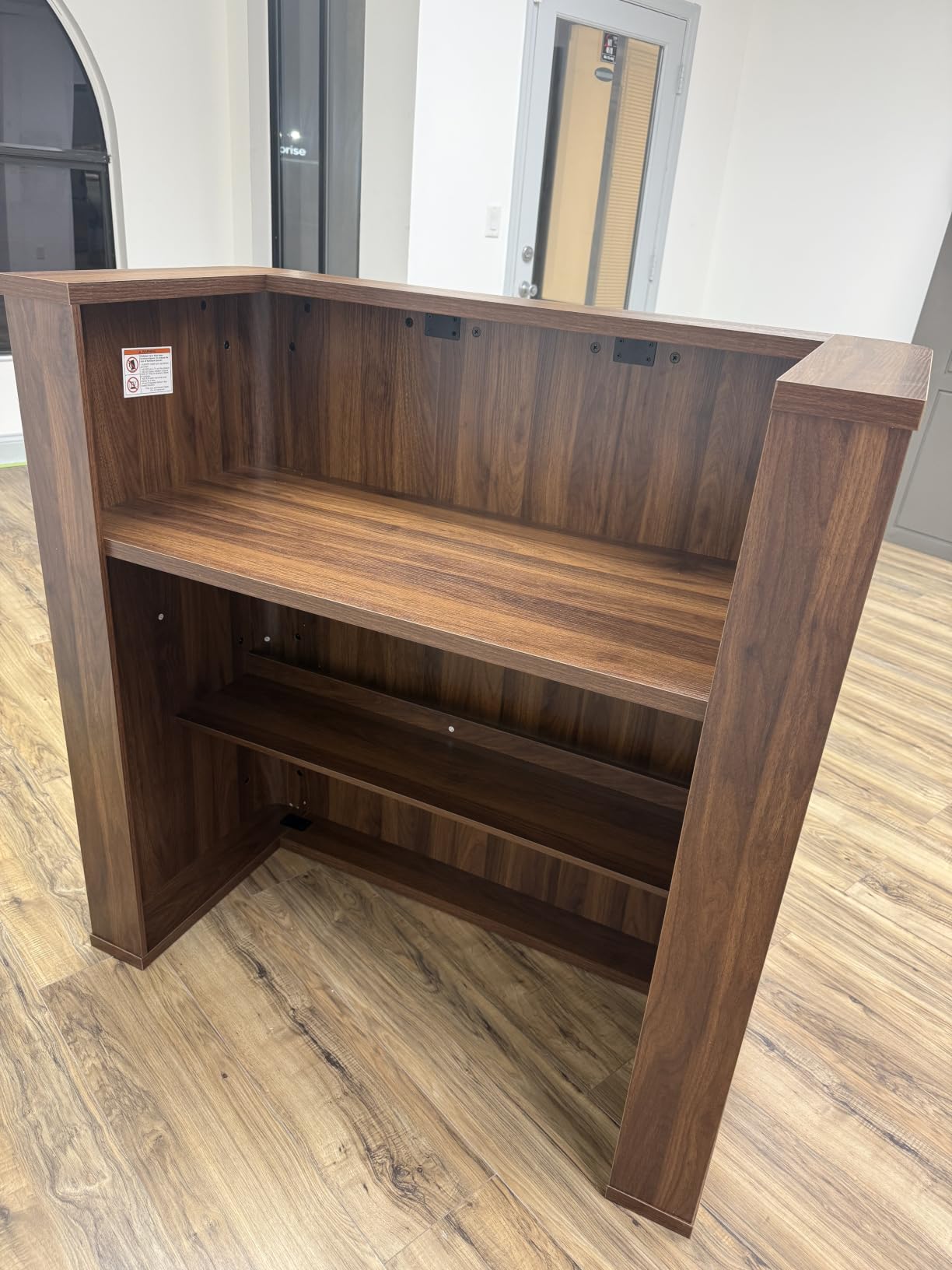 42.1 Inches Reception Desk, Fluted Round Corner Modern Reception Table, Front Counter Table, for Salons, Offices Lobbies Retail Stores and Home Offices (Walnut) customer photo 1