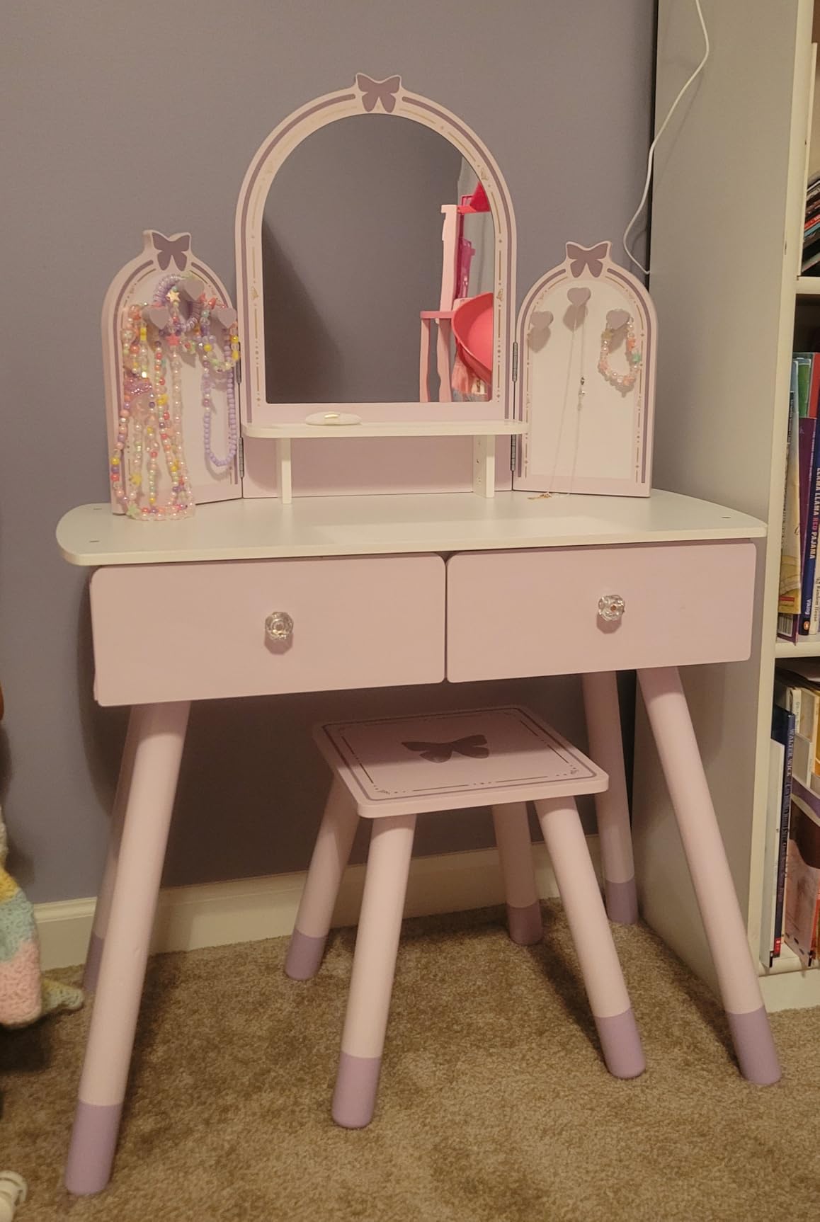 ROBOTIME Pink Kids Vanity Set Butterfly Mirror & Stool Small Girl Vanity Desk with 2 Drawers Kids Make up Pretend Play Table Ideal Birthday for Toddler Age 3+ Bedroom Playroom Decor customer photo 1