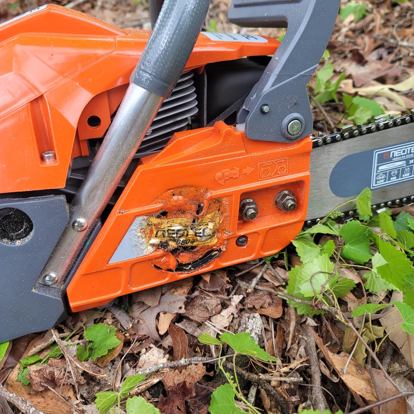 NEW 68CC Gas Powered Chainsaw 22 24 Inch Bars Chainsaws 2-Cycle Cordless Handheld Petrol Gasoline Chain Saw for Tree Felling Forestry Logging Backyard Storm Wood Cutting customer photo 1