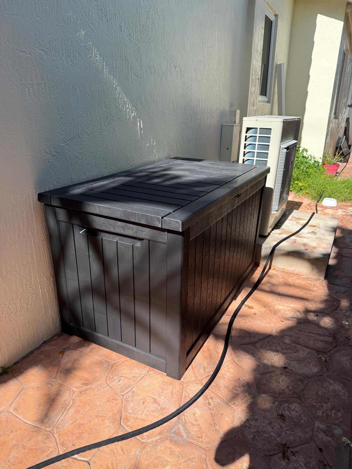 Outdoor Storage Box, 160 Gallon Waterproof Resin Deck Box with Support Rod | UV Resistant Lockable Package Delivery Bin, Shoe, Patio & Garden Tools Storage, Toy Cabinet, Ottoman, Indoor/Outdoor customer photo 2