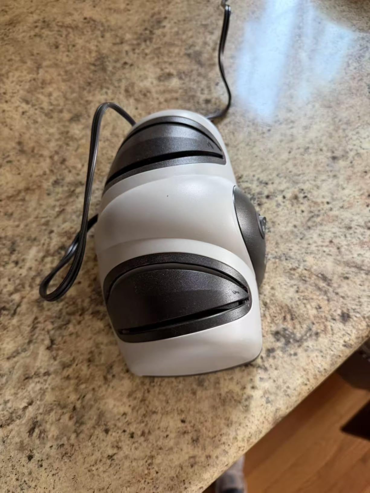 Presto 08800 EverSharp Electric Knife Sharpener customer photo 2