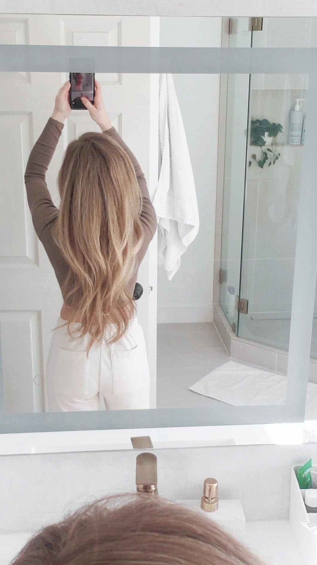 HOT TOOLS (2018 MODEL) Pro Artist 24K Gold Jumbo Curling Iron | Long Lasting, Defined Curls (2 in) customer photo 1