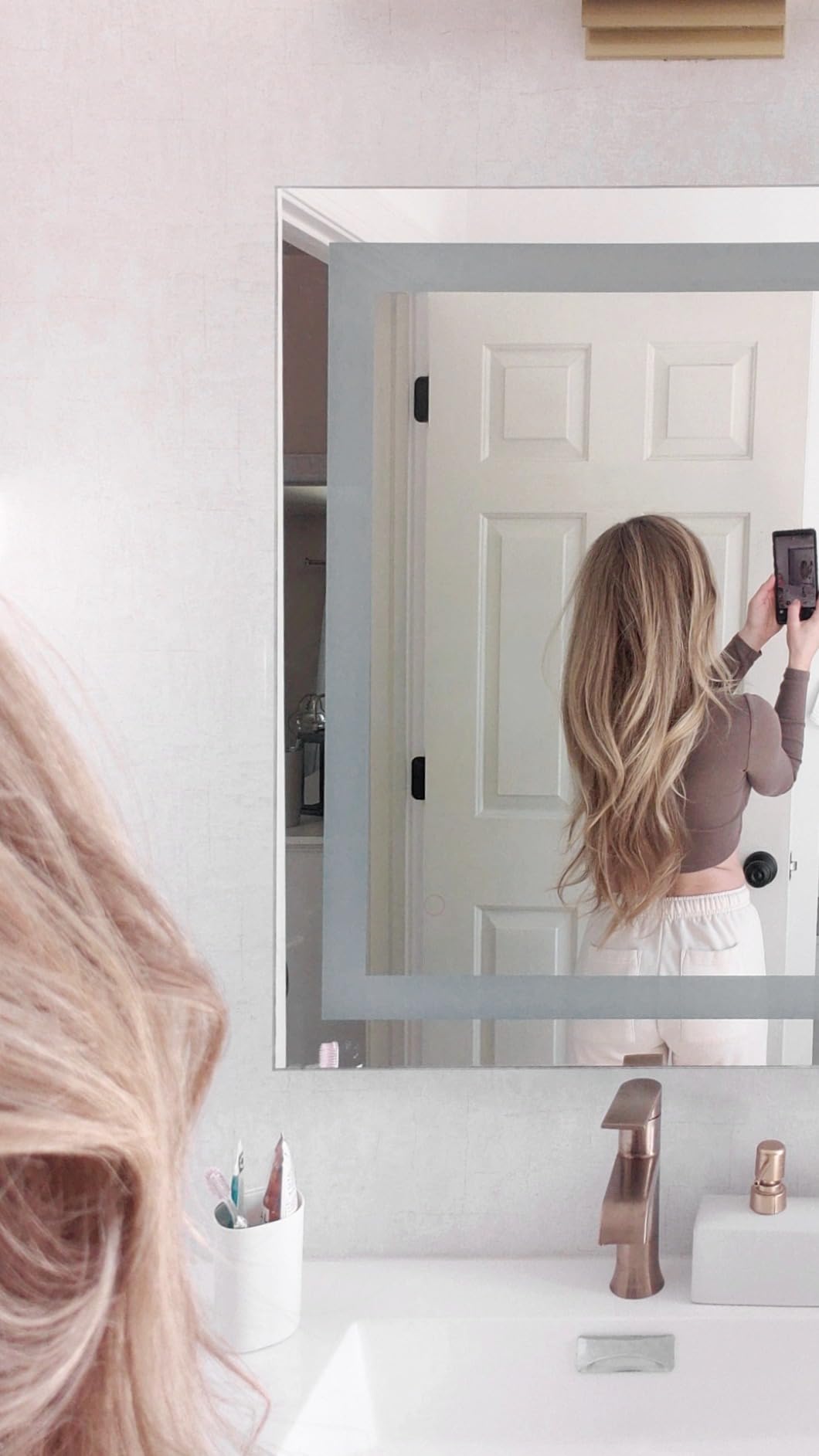 HOT TOOLS (2018 MODEL) Pro Artist 24K Gold Jumbo Curling Iron | Long Lasting, Defined Curls (2 in) customer photo 2
