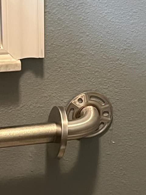 Moen Home Care Bathroom Safety 24 Inch Stainless Steel Handicap Grab Bar for Bathtub and Shower, Heavy Duty Handle, Elderly Assistance Product with Concealed Screws, 8724 customer photo 1