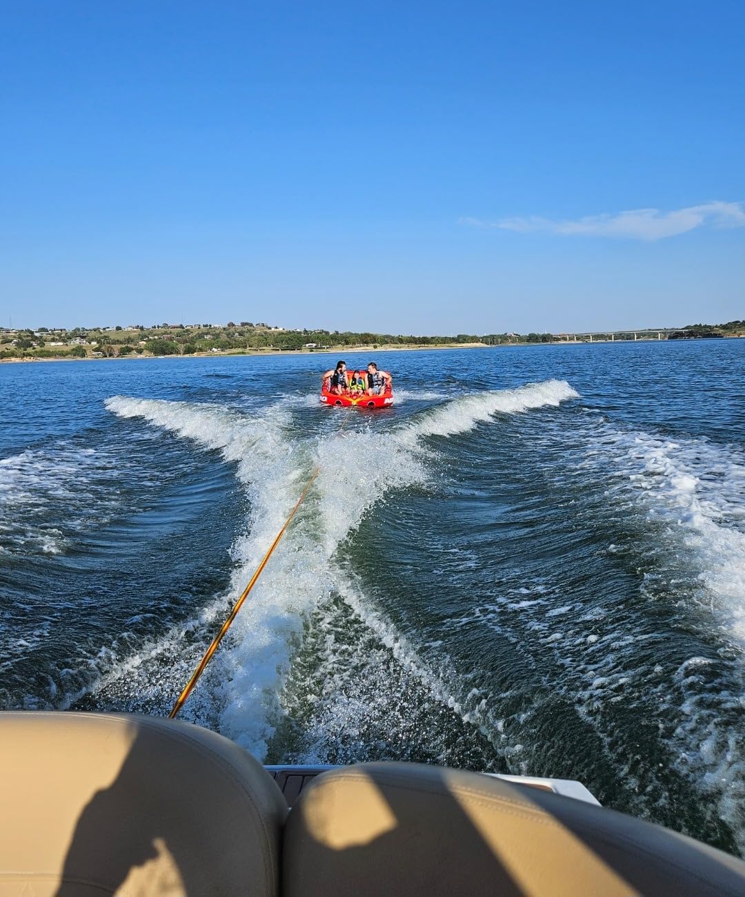 Airhead Mable Towable Tube for Boating, 1-4 Rider Inflatable Boat Tube for Water Tubing, Heavy Duty Full Nylon Cover, EVA Foam Pads, Dual Tow Point, Patented Speed Safety Valve customer photo 2