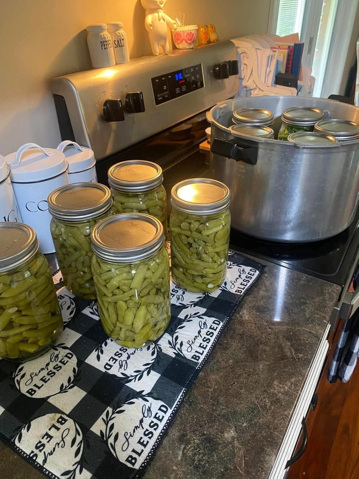 Presto 01755 16-Quart Aluminum Pressure Canner and Cooker customer photo 2