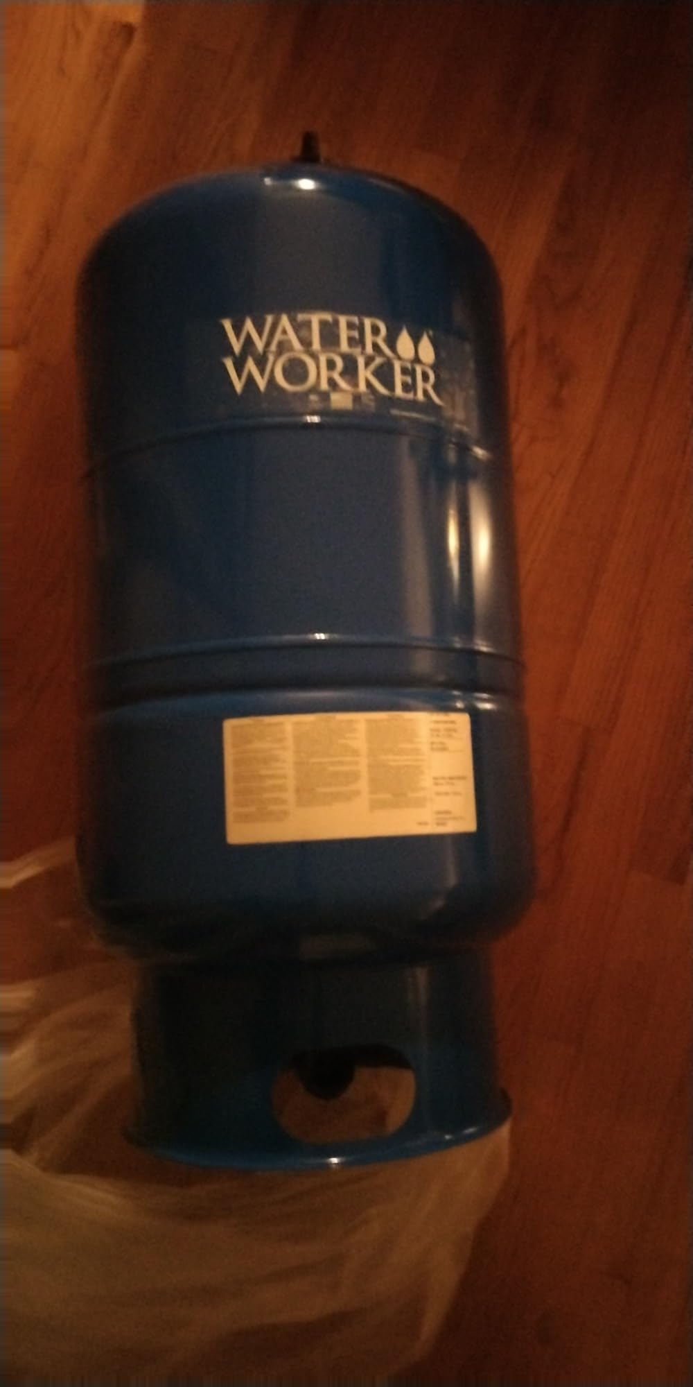 WaterWorker 25009 20Gal Vertical Well Tank, 20 Gallon, Blue customer photo 2