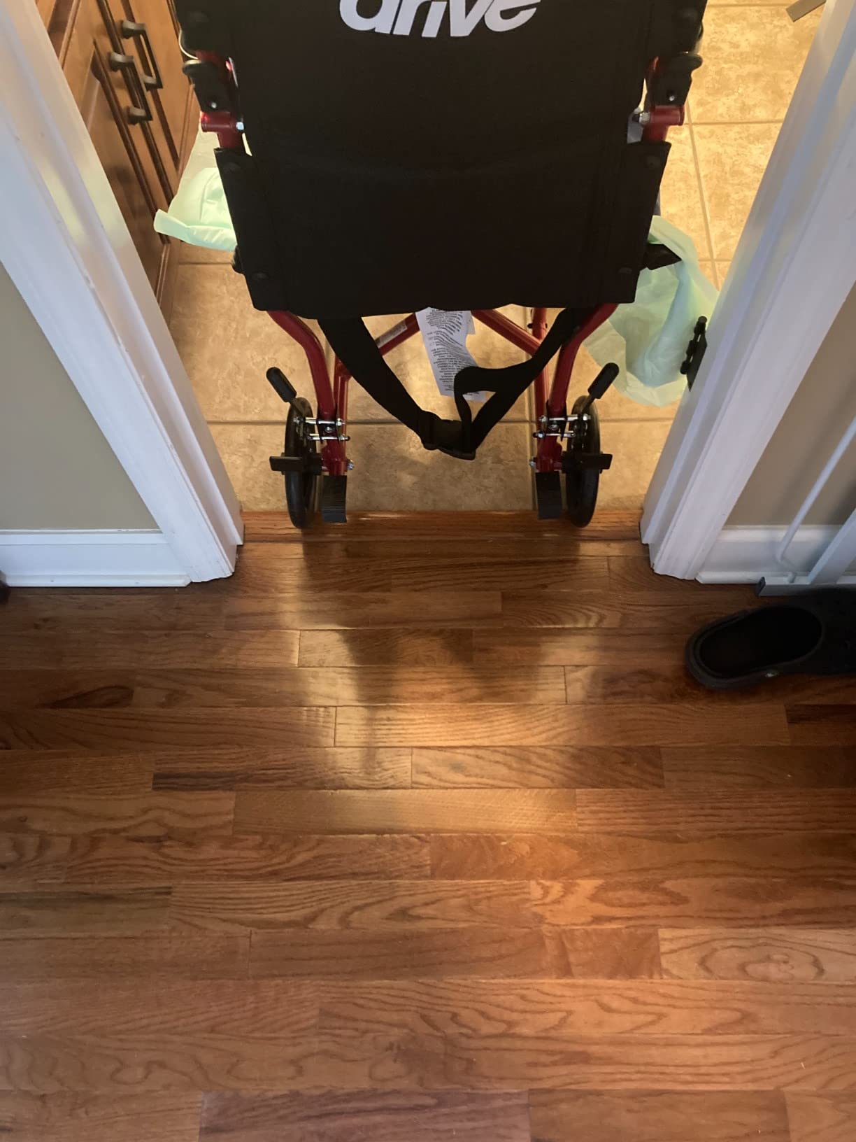 Drive Medical Deluxe Lightweight Aluminum Transport Wheelchair, Blue customer photo 2