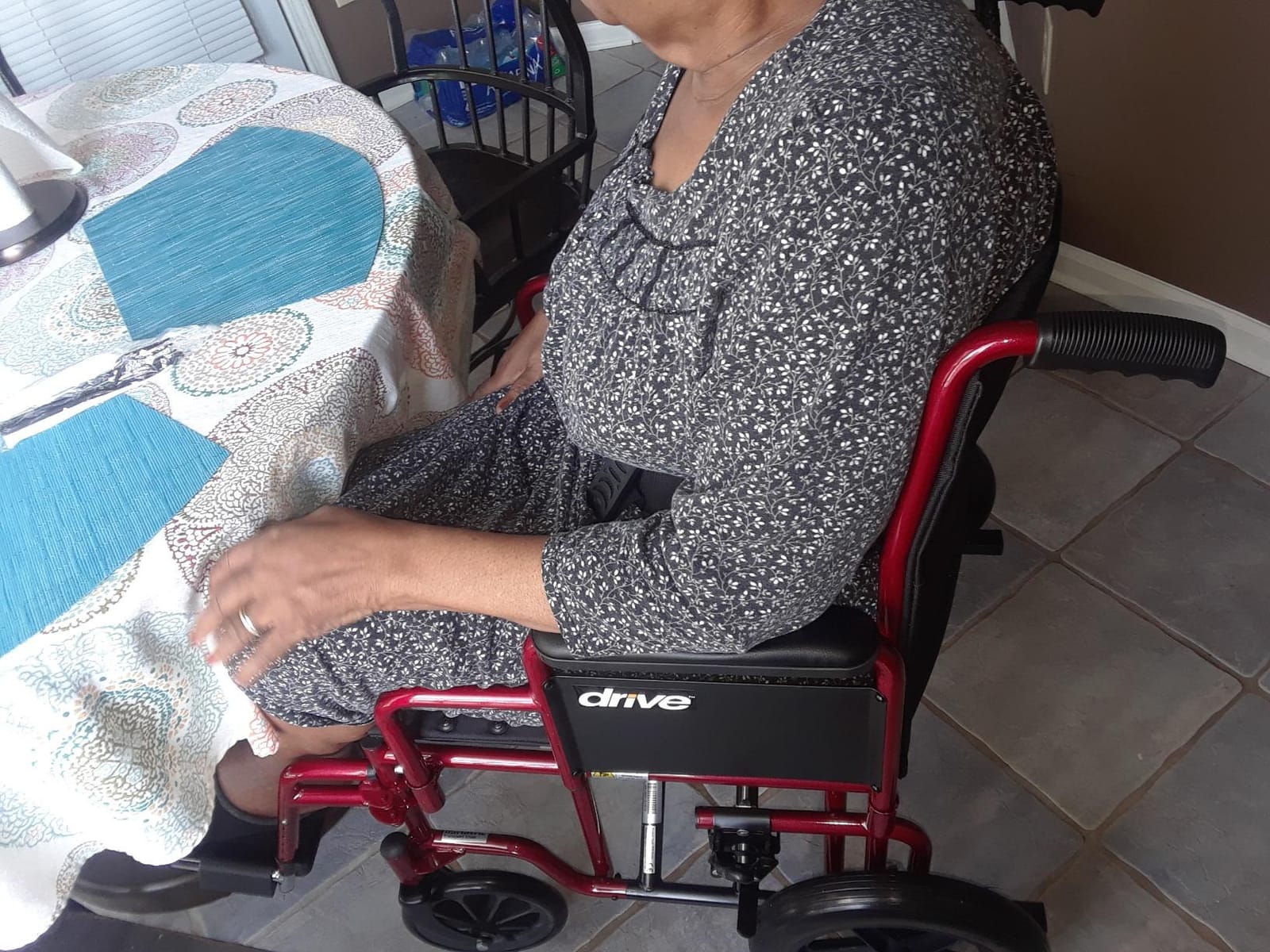 Drive Medical BTR22-R Bariatric Heavy-Duty Transport Wheelchair, Red customer photo 1