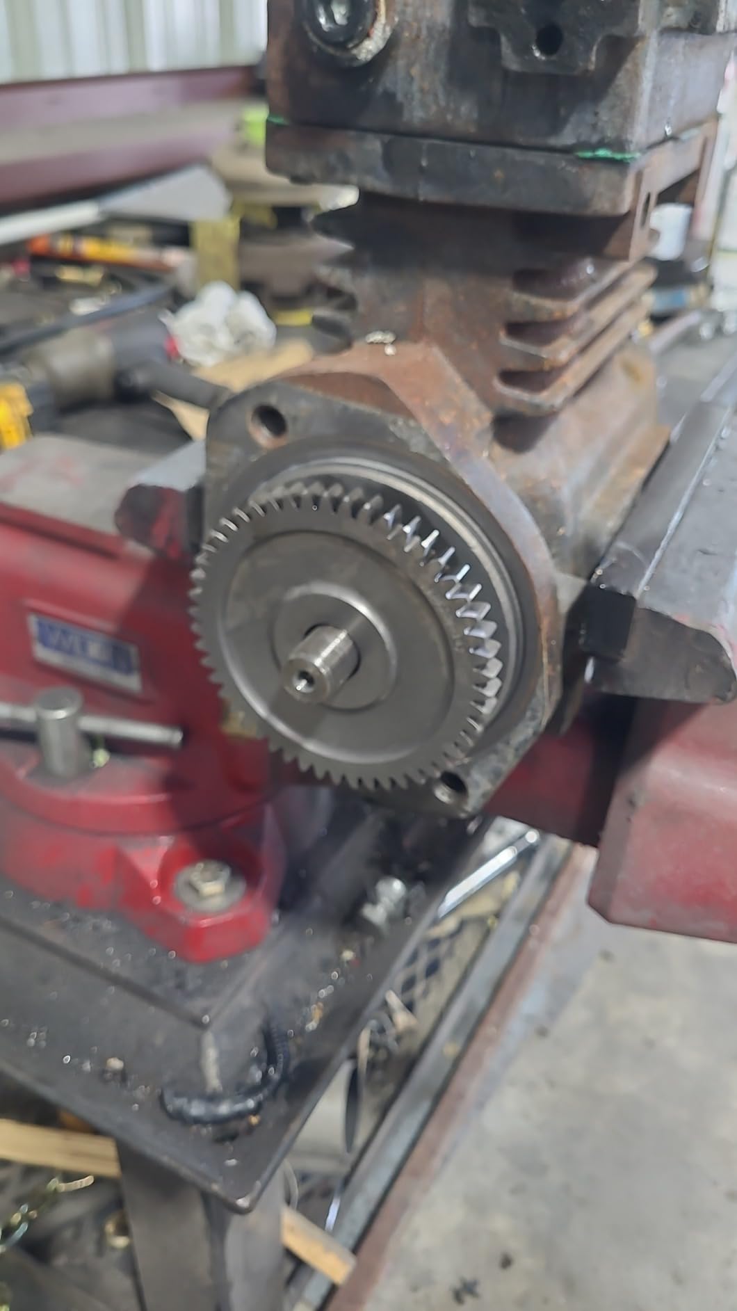 GEARWRENCH 2 & 5 Ton 2 or 3 Jaw Int/Ext Ratcheting Puller Set | 3627 customer photo 1