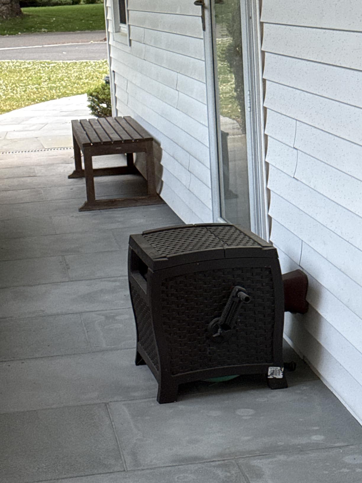 Suncast 175 ft. Wicker Style Resin Hose Hideaway with Hose Guide, Java, Made in the USA customer photo 2