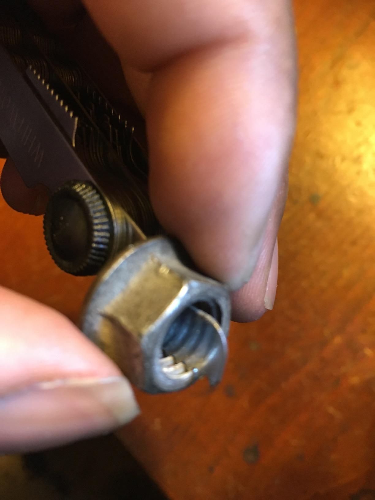 Grip US American National Thread Pitch Gauge MM & SAE Markings - Measures Counts from .25 to 5.5mm and 4 to 42 SAE - 60 Degree Thread Profiles and Locking Devices customer photo 1
