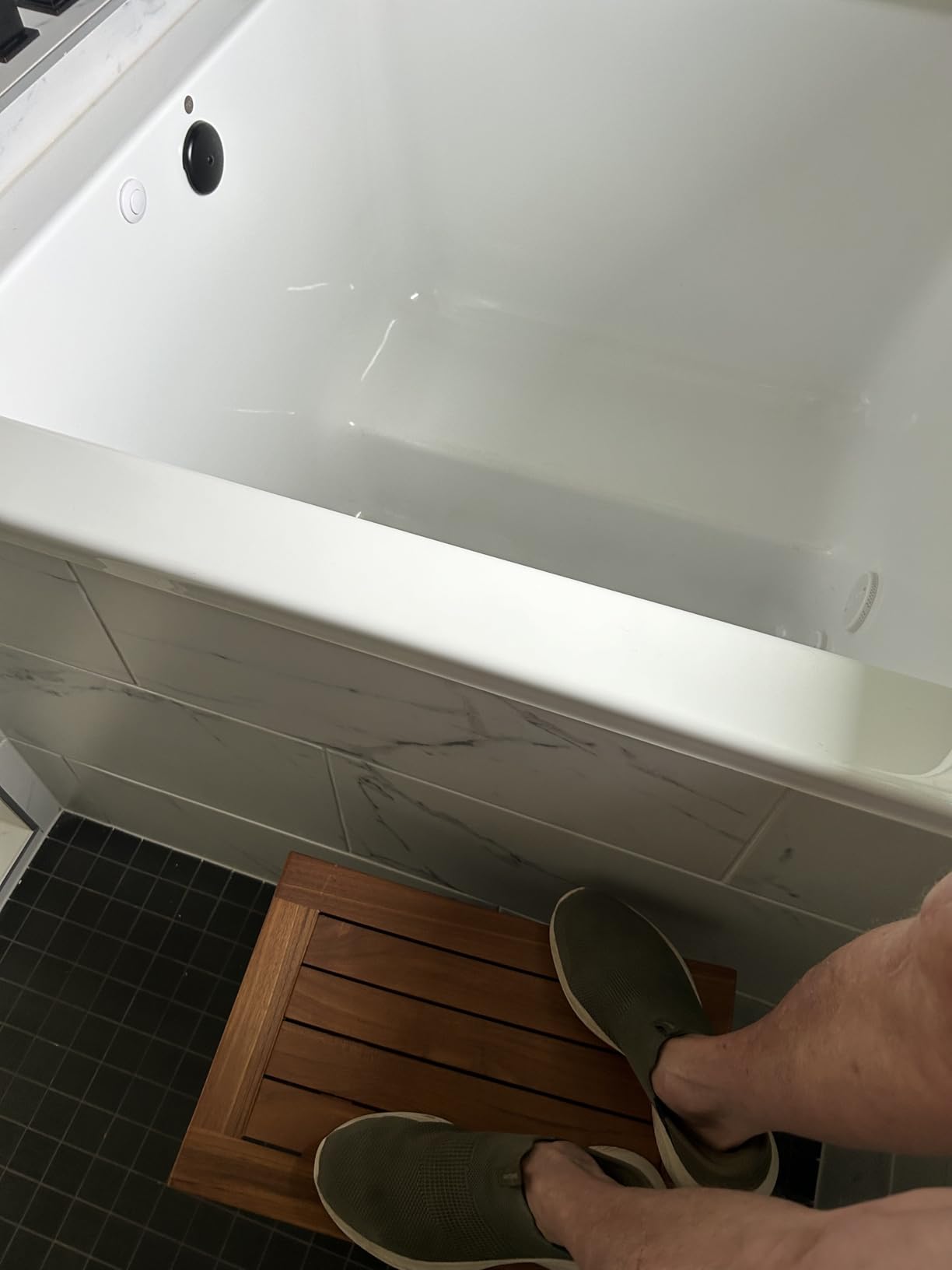 AquaTeak Asia 18