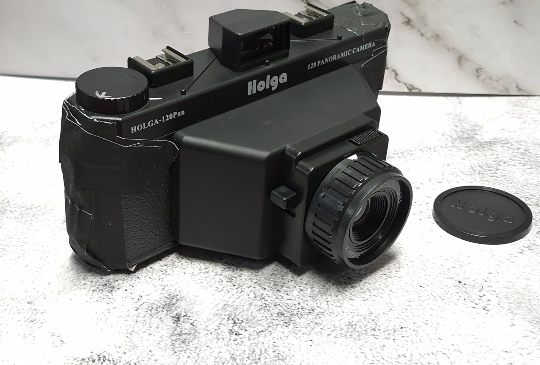 HOLGA Holga 120 Pan Panoramic Medium Format Film Camera 90mm Optical Lens, Panoramic Viewfinder, Bubble Level Indicator, Dual Hot Shoes, 120 Film Format customer photo 2