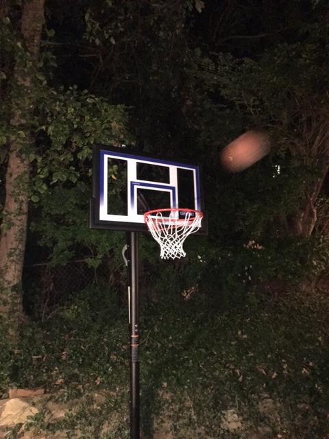 Lifetime In-Ground Fusion Backboard Action Grip Adjustable Basketball System, 48-Inch customer photo 1