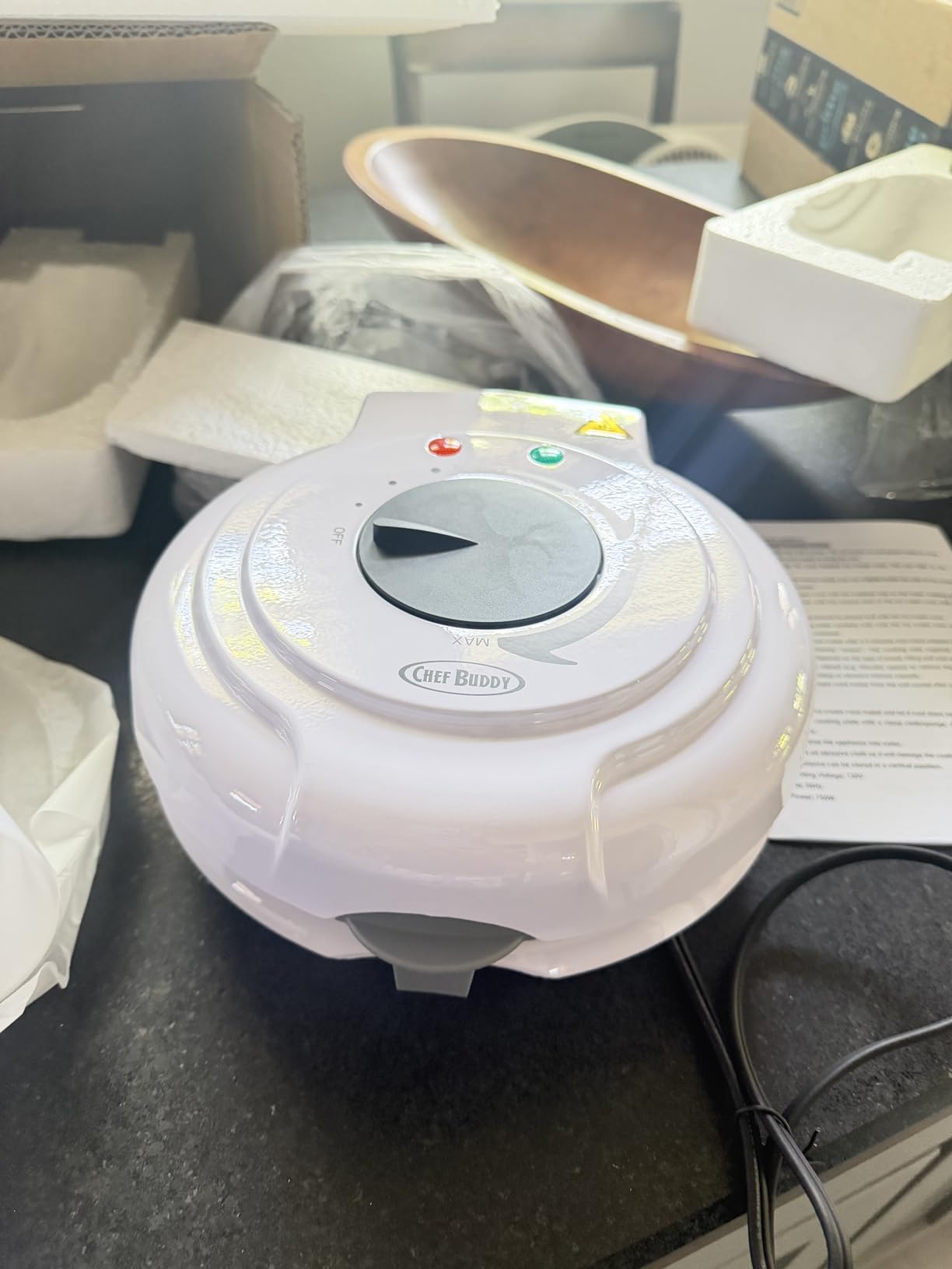 Classic Cuisine Waffle Cone Maker, White, 10” x 9” x 4.25” customer photo 1