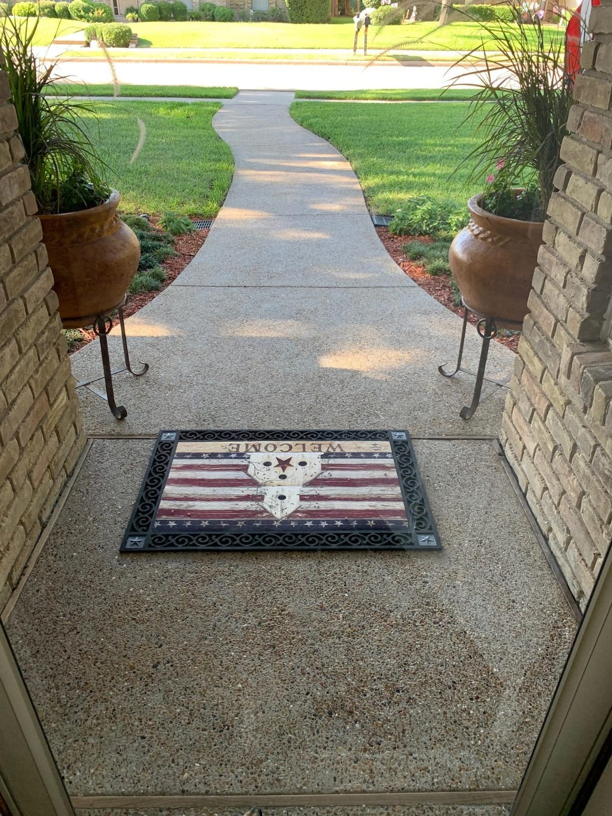 Siloxa-Tek 8500 Ready to Use - 1 Gallon Penetrating Concrete Sealer, Water and Salt Repellent. Clear, Water-Based DOT Approved Silane/Siloxane for Concrete, Brick, Masonry & Pavers customer photo 1