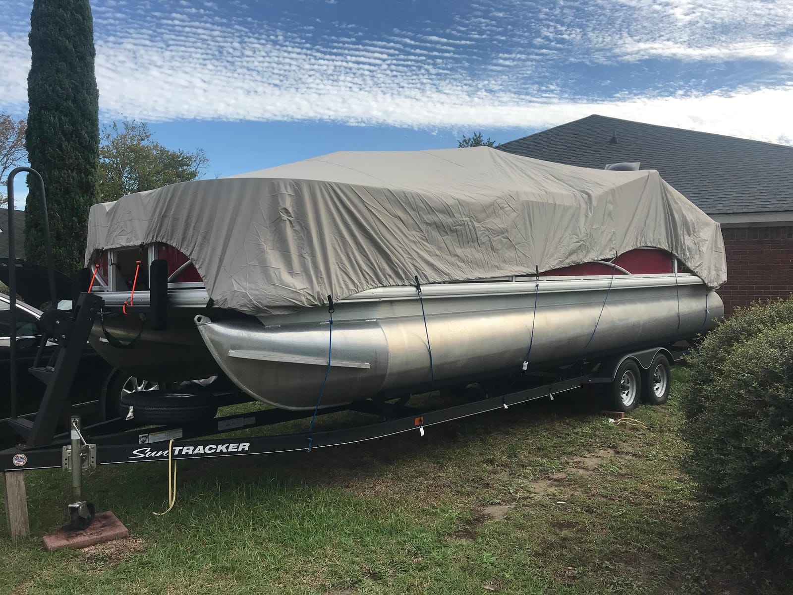 Pyle Universal Boat Adjustable Storage Cover - 25'-28'L to 96” Pontoon Boats Protection Custom Heavy Duty Waterproof Polyester Fabric, Snap Strap, Elastic Cord, Bag customer photo 2