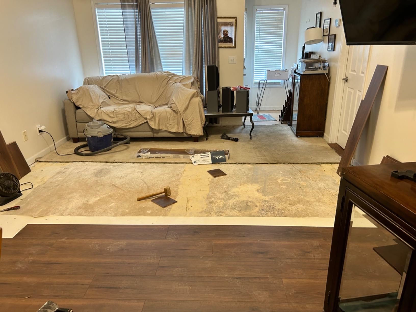 ROBERTS 70-198 Silicone Moisture Barrier Underlayment for Solid & Engineered Wood Floors & LVP - 31.5 in. x 76.25 ft. x 6 mil - 200 sq. ft. Coverage customer photo 2