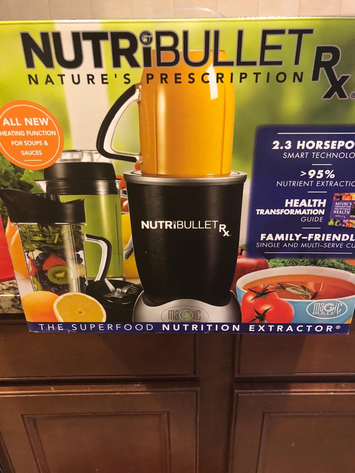 nutribullet Rx Blender, Hot and Cold Blender, 1700W, 1L Pitcher & 30oz Cup, Extractor Blade, Soups, Hot Liquids, and Sauces, Black, N17-1001 customer photo 2