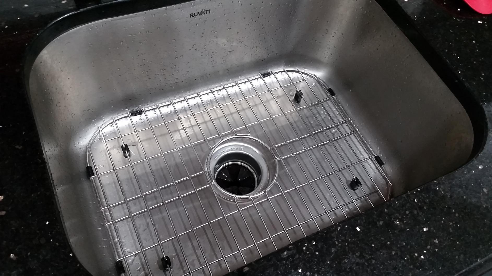 Ruvati 30-in 16-Gauge Stainless Undermount Kitchen Sink - RVM4250 customer photo 1