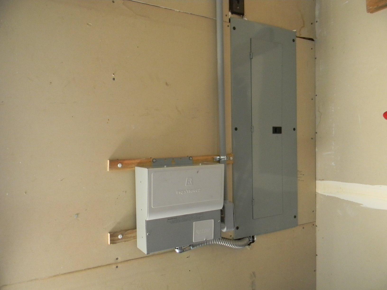 510C Pro/Tran2 50-Amp 10-Circuit 2 Manual Transfer Switch with Watt Meters customer photo 2