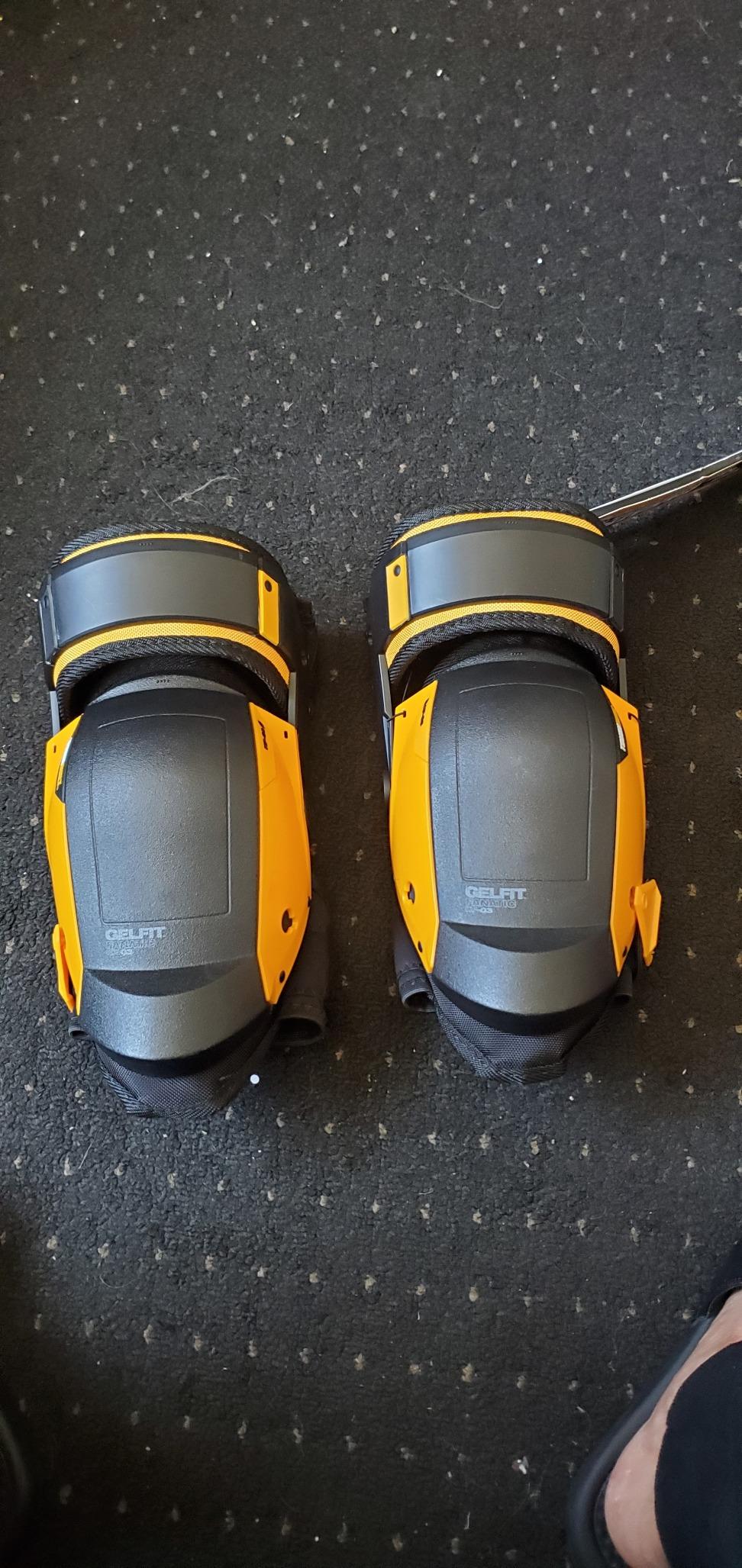 ToughBuilt - Gelfit ™ Thigh Support Stabilization Knee Pads - Heavy Duty, Comfortable and Adjustable - (TB-KP-G3) customer photo 1