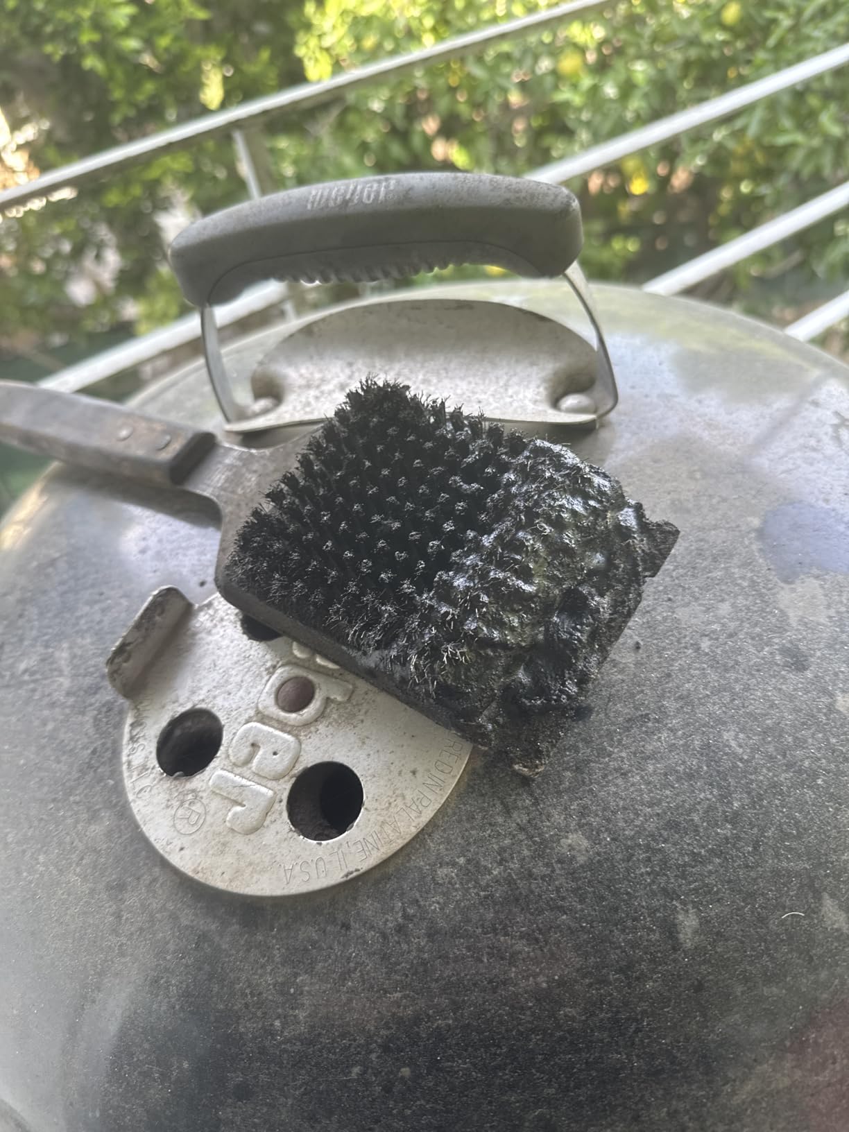 BBQ-Aid Grill Brush and Scraper for Barbecue – Grill Brush for Outdoor Grill with Extended, Large Wooden Handle and Replaceable Stainless Steel Bristles Head –No Scratch- BBQ Grill Brush for Any Grill customer photo 1