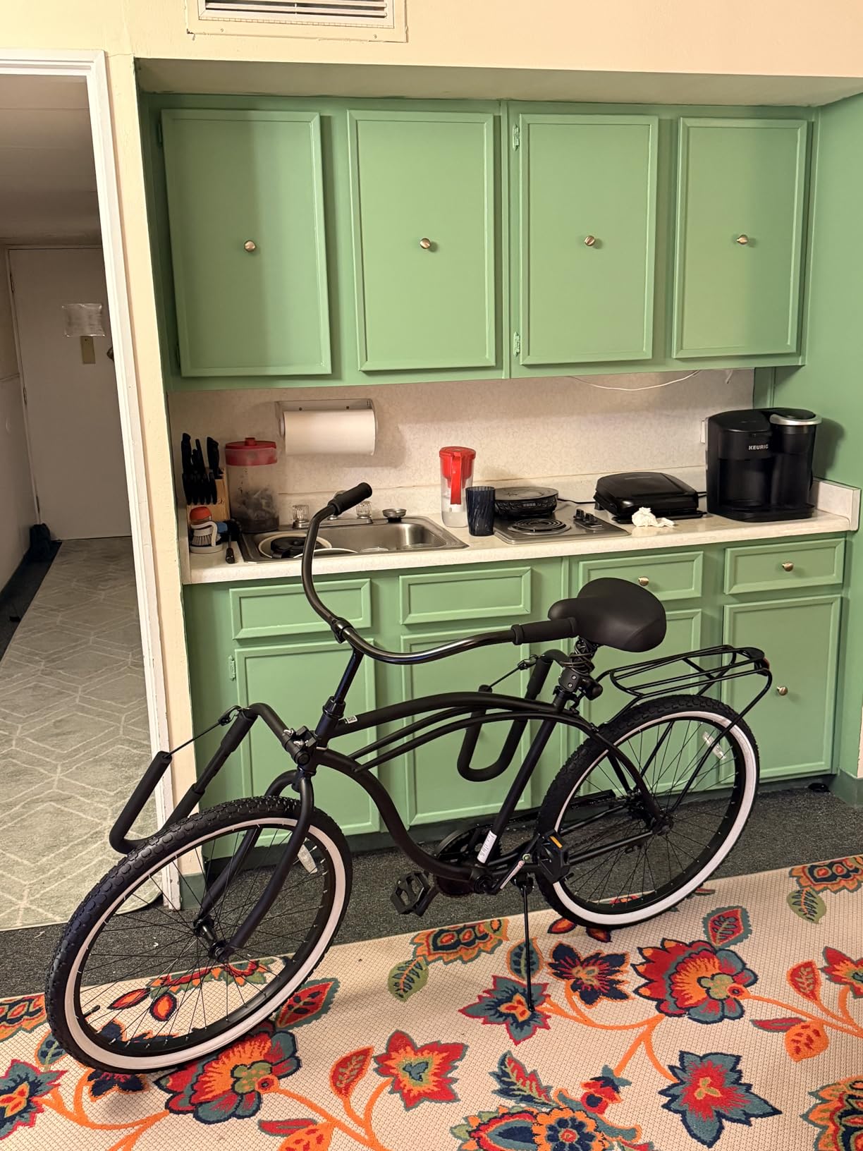 sixthreezero Around The Block Men's Beach Cruiser Bike, Hybrid Bicycle with Rear Rack customer photo 2
