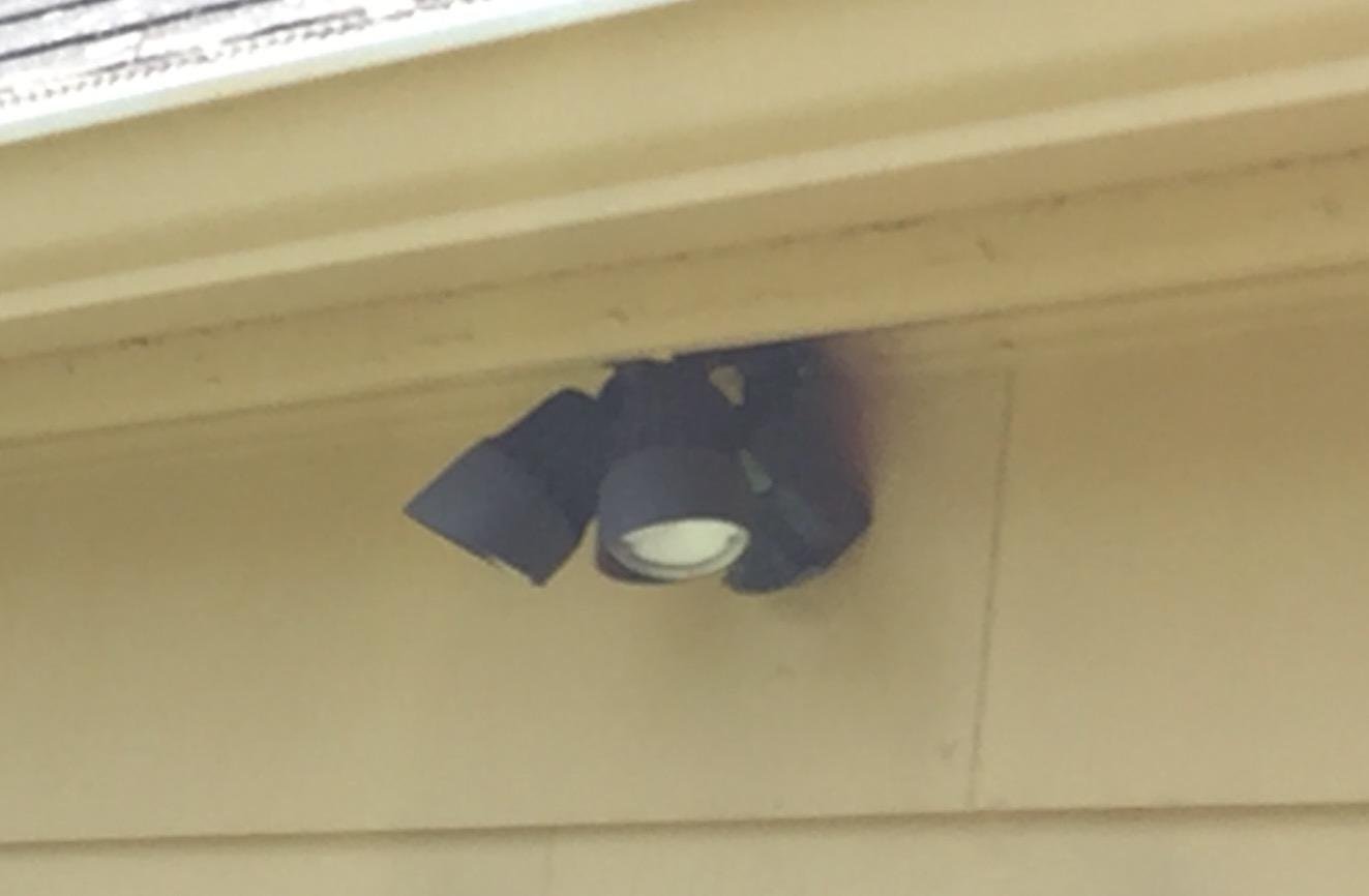 LEONLITE Motion Sensor Security Lights Dusk to Dawn IP65 5000K Bronze customer photo 2