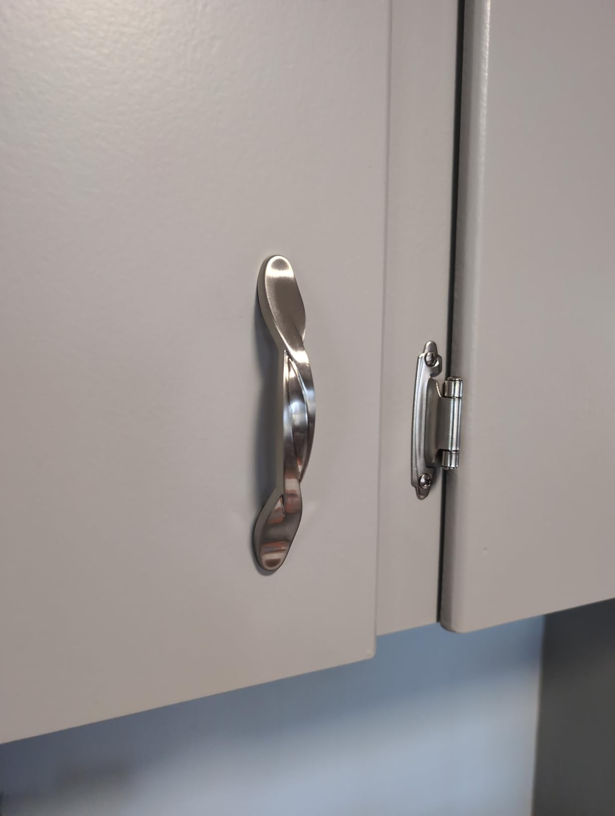 Franklin Brass (10-Pack) – Satin Nickel Cabinet Handles, 3 Inch Hole Center, Classic Pulls for Drawers, Kitchen Cabinet Door, Dressers | Simple Twist customer photo 1