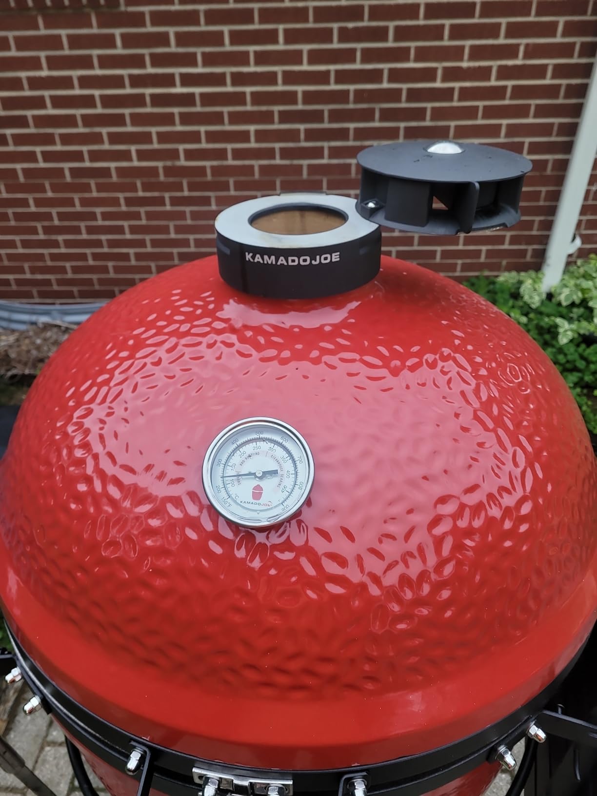 Kamado Joe Big Joe Series II 24-inch Ceramic Charcoal Grill and Smoker with Cart, Side Shelves, Stainless Steel Grates and 450 Cooking Square Inches in Red, Model BJ24RHC customer photo 2