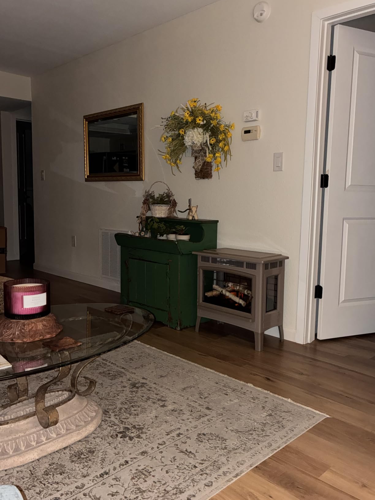 duraflame Freestanding Electric Fireplace Stove Heater with 3D Flame Effect for 1,000 Sq. Ft. Room, Black customer photo 2