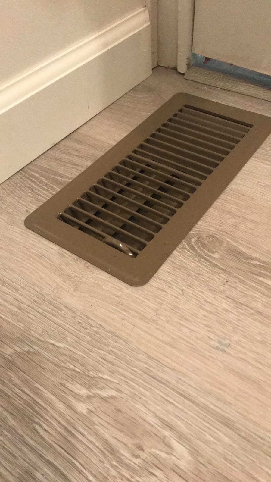 Rocky Mountain Goods Brown Floor Register Vent for 4-Inch by 10-Inch Vent Openings (Item Dimensions 11.5