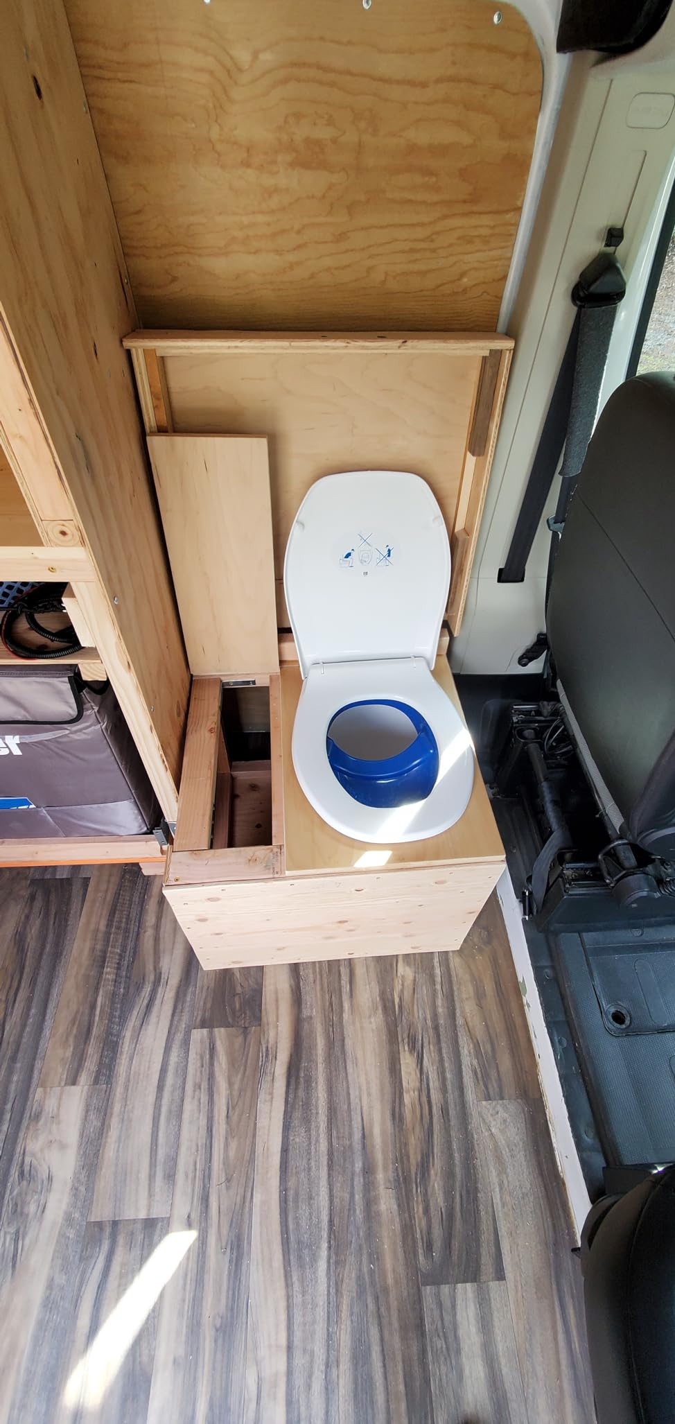 Separett Privy Urine-Separating Toilet Seat Kit, Blue Bowl customer photo 1