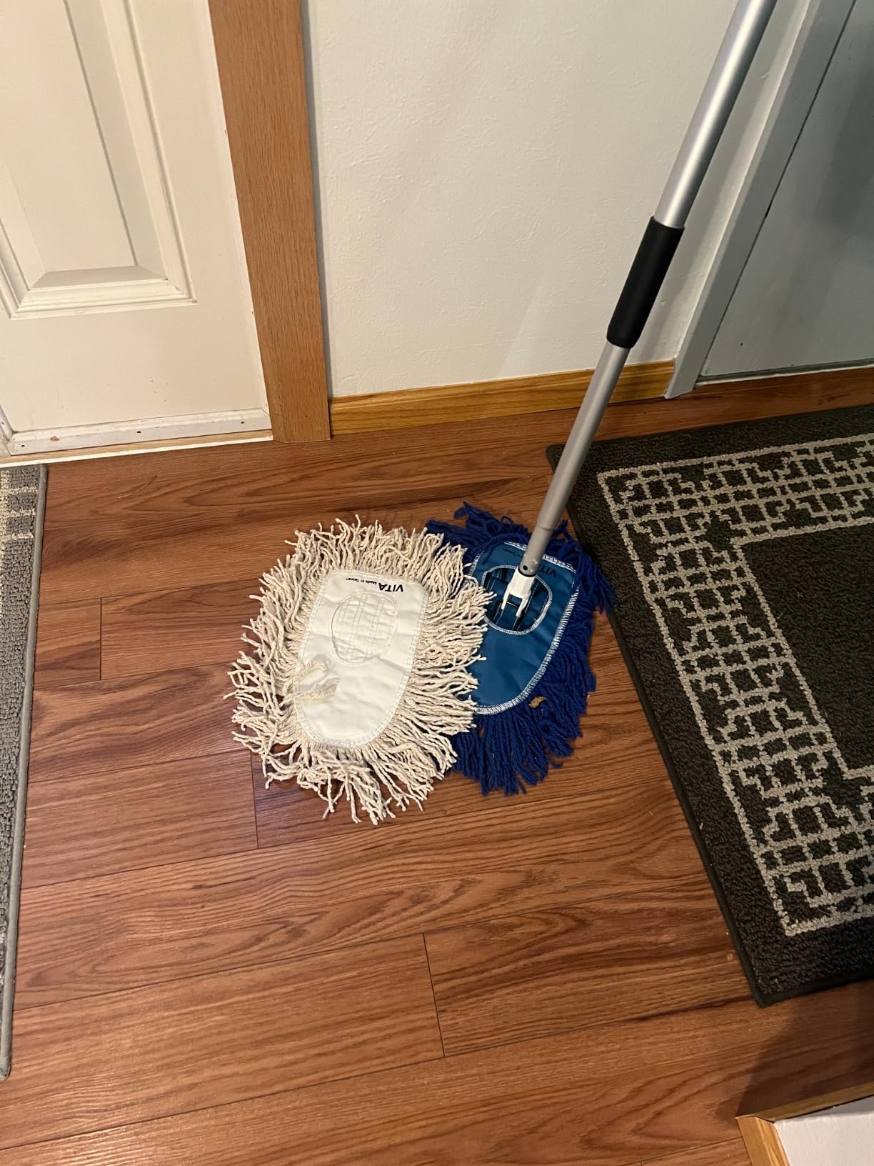 Triangle Dust Mop Kit: 4 Piece Industrial Dust Mop Kit customer photo 2