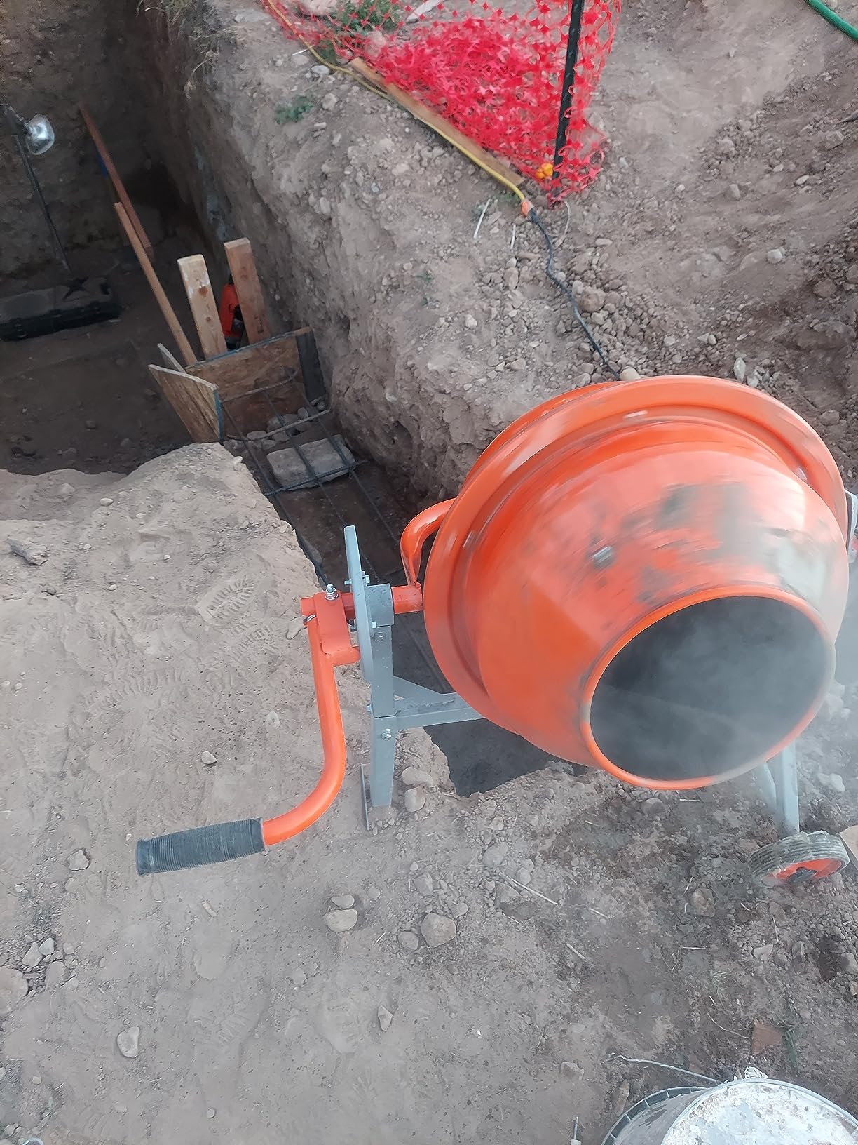 YARDMAX YM0115 4.0 Cu. Ft. Concrete Mixer customer photo 1