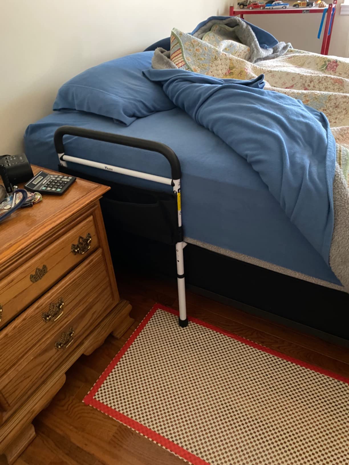 Vaunn Medical New Adjustable Bed Assist Rail Handle (Passed ASTM F3186–17 Safety Standard) and Hand Guard Grab Bar, Bedside Safety and Stability (Tool-Free Assembly) customer photo 2