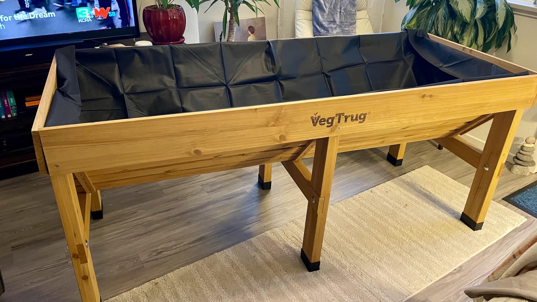 VegTrug Classic Raised Bed, Grey Wash, Small 1m - Cedar Wood V-Shaped Raised Garden Bed for Outdoor Gardening - Ergonomic Design for Balcony, Patio & Small Spaces customer photo 1