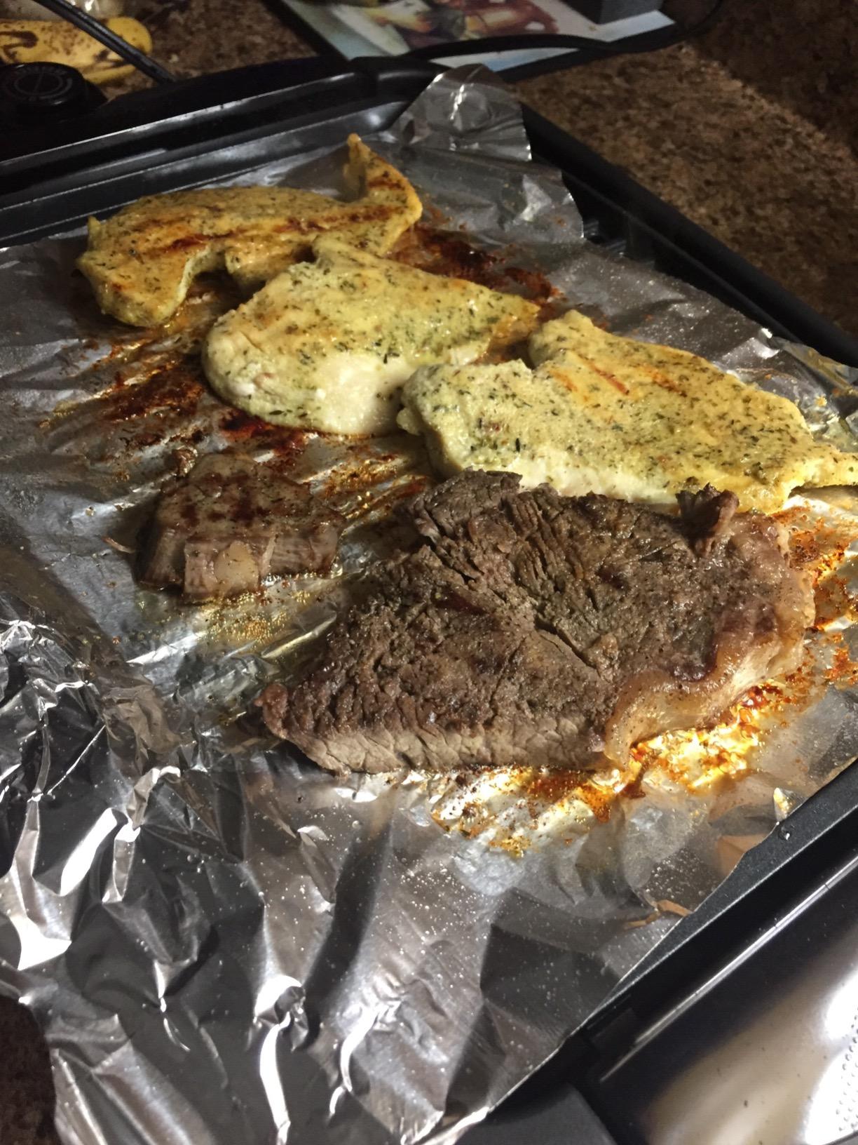 OVENTE Electric Indoor Grill, 13x10 Inch Non-Stick Plate, Black GD1632NLB customer photo 1