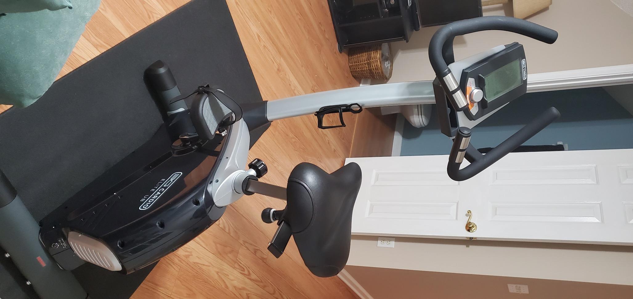 3G Cardio Elite UB X Upright Bike - FreeSync FTMS Bluetooth Smart App Connectivity - Tablet Shelf - Compact 41