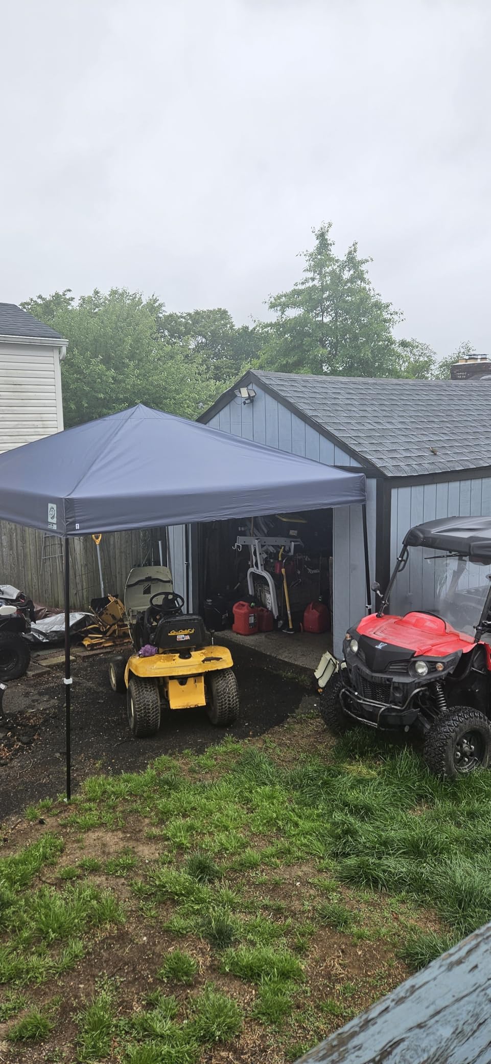 E-Z UP Ambassador Instant Pop Up Canopy Tent, 10' x 10', Roller Bag and 4 Piece Spike Set, Slate White customer photo 2