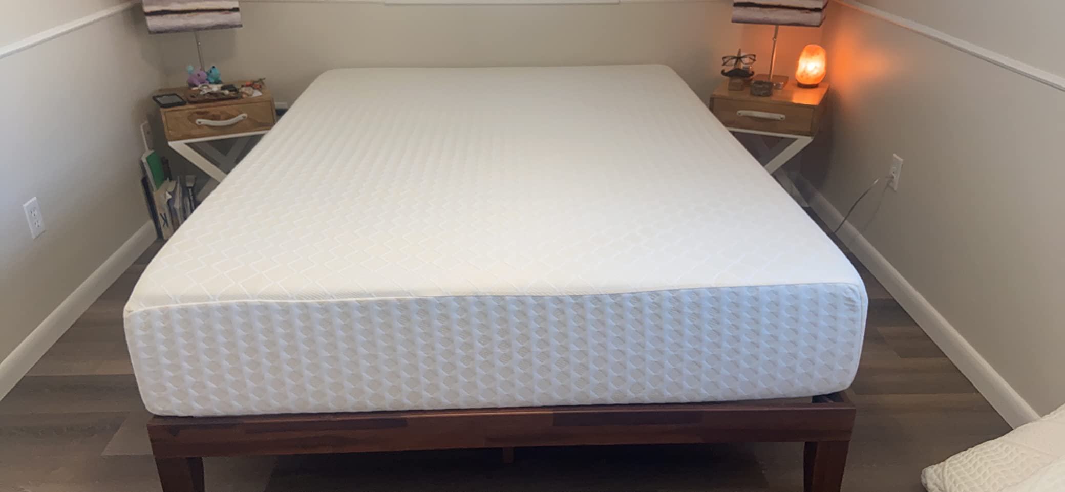 Signature Design by Ashley 12 Inch King Memory Foam Mattress in a Box customer photo 2