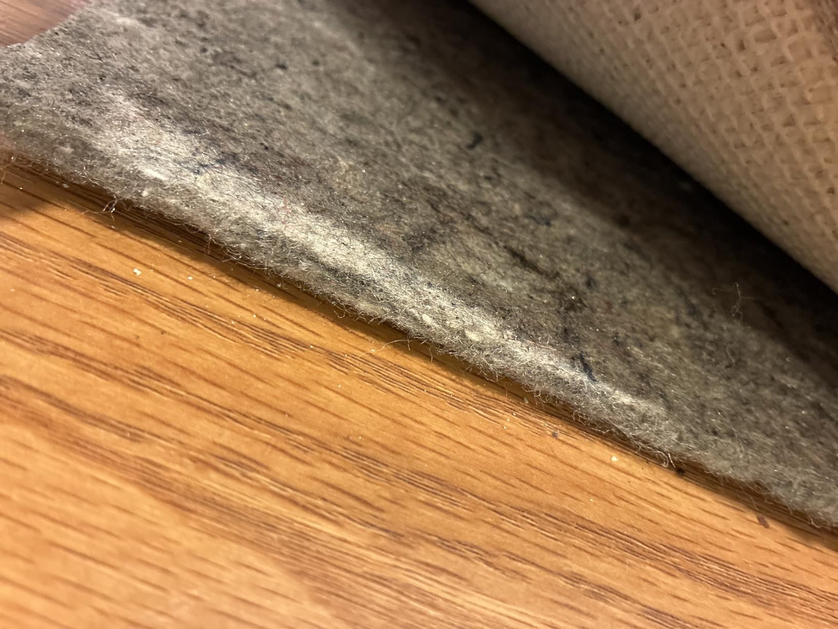 Mohawk Home Felt Rug Pad 4' x 6' - 1/4 Inch Thick Cushion for Area Rugs, Protective Underlay for Hardwood Floors, Comfort and Insulation – Felt Only Pad customer photo 1