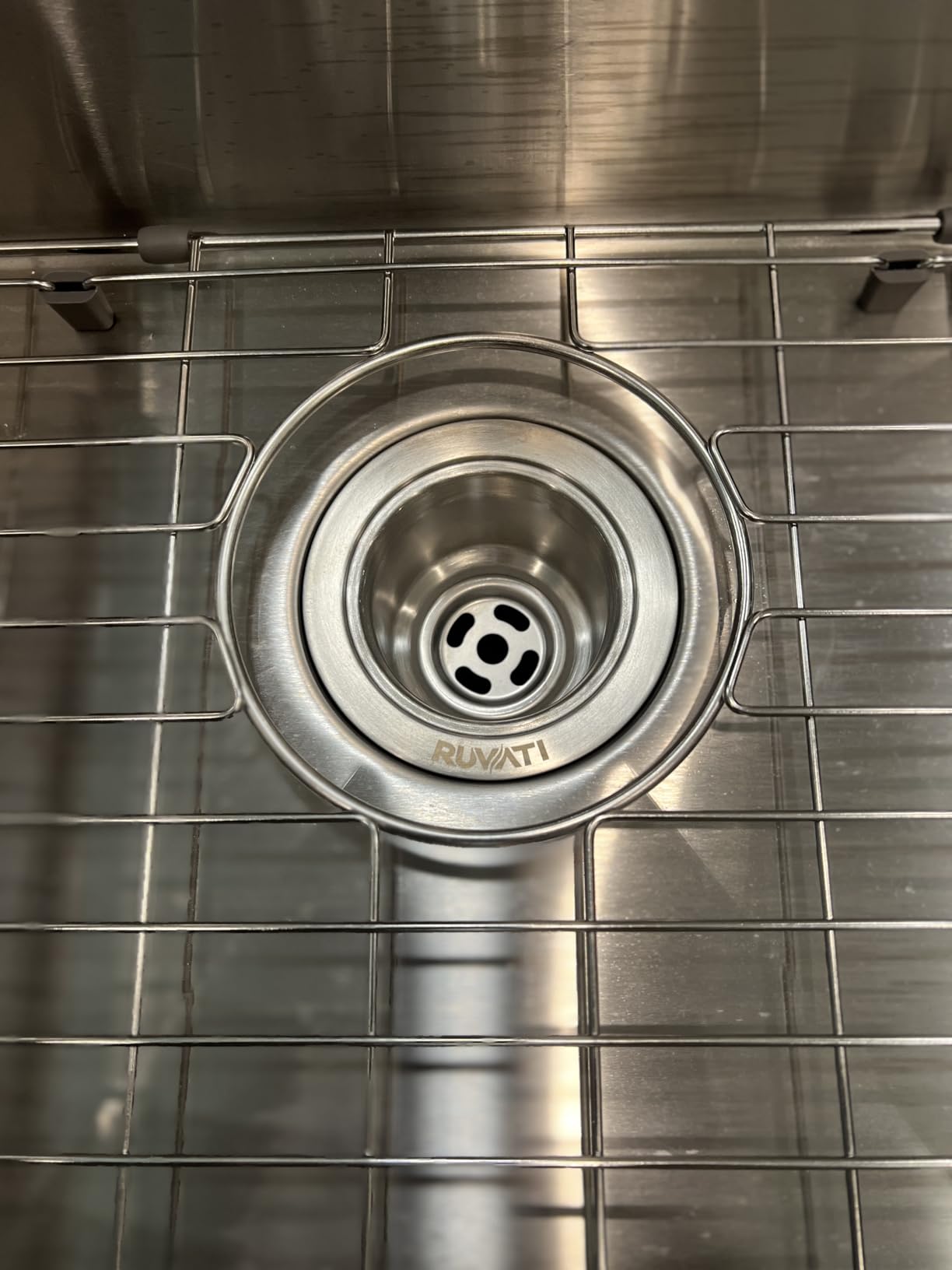 Ruvati 33-in 60/40 Low-Divide Undermount Kitchen Sink - RVH7419 customer photo 2