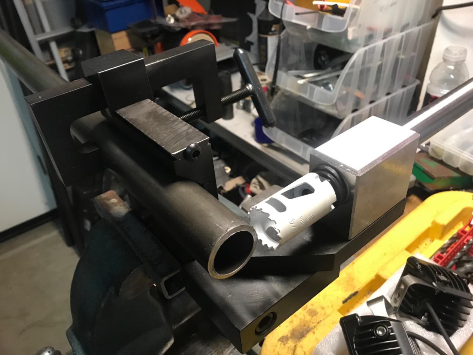 Pipe Notcher Industrial Professional Pipe & Tube Notcher Punch an Press Tool for 0-50 Degree Angle, Heavy Duty: Handles 3/4