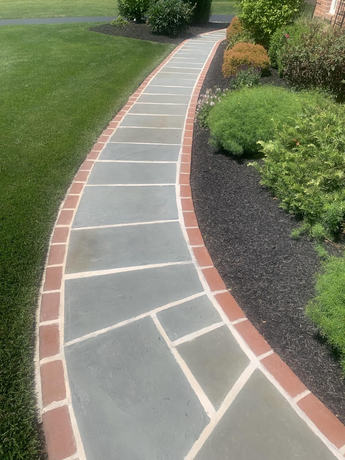 Armor SX5000 WB Water-Based Silane-Siloxane Sealer for Concrete, Brick, Pavers, Stone - Matte Concrete Sealer - 1 Gallon customer photo 2